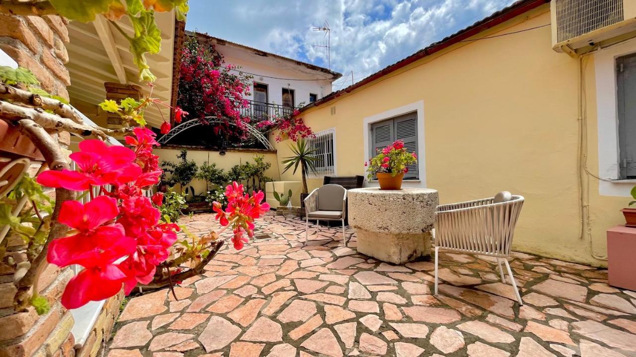 Nine Muses Apartments Kavos Exterior photo